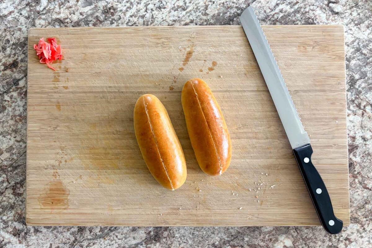 Make a slit in buns.