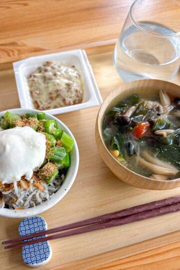 Rice bowl, miso soup, and natto.